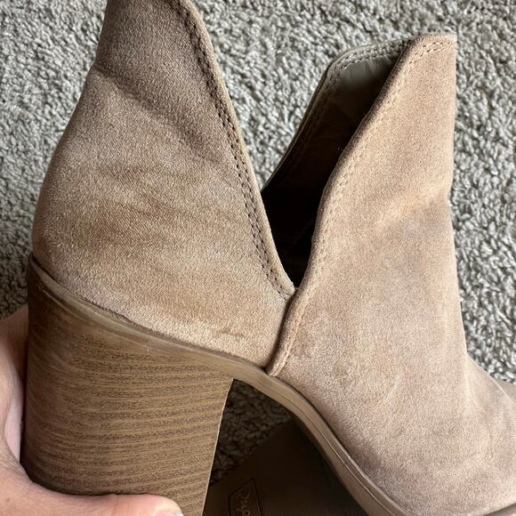 💥QUPID Tan Suede Ankle Booties Women’s size 9 Boots comfy block heel EUC - Picture 8 of 13